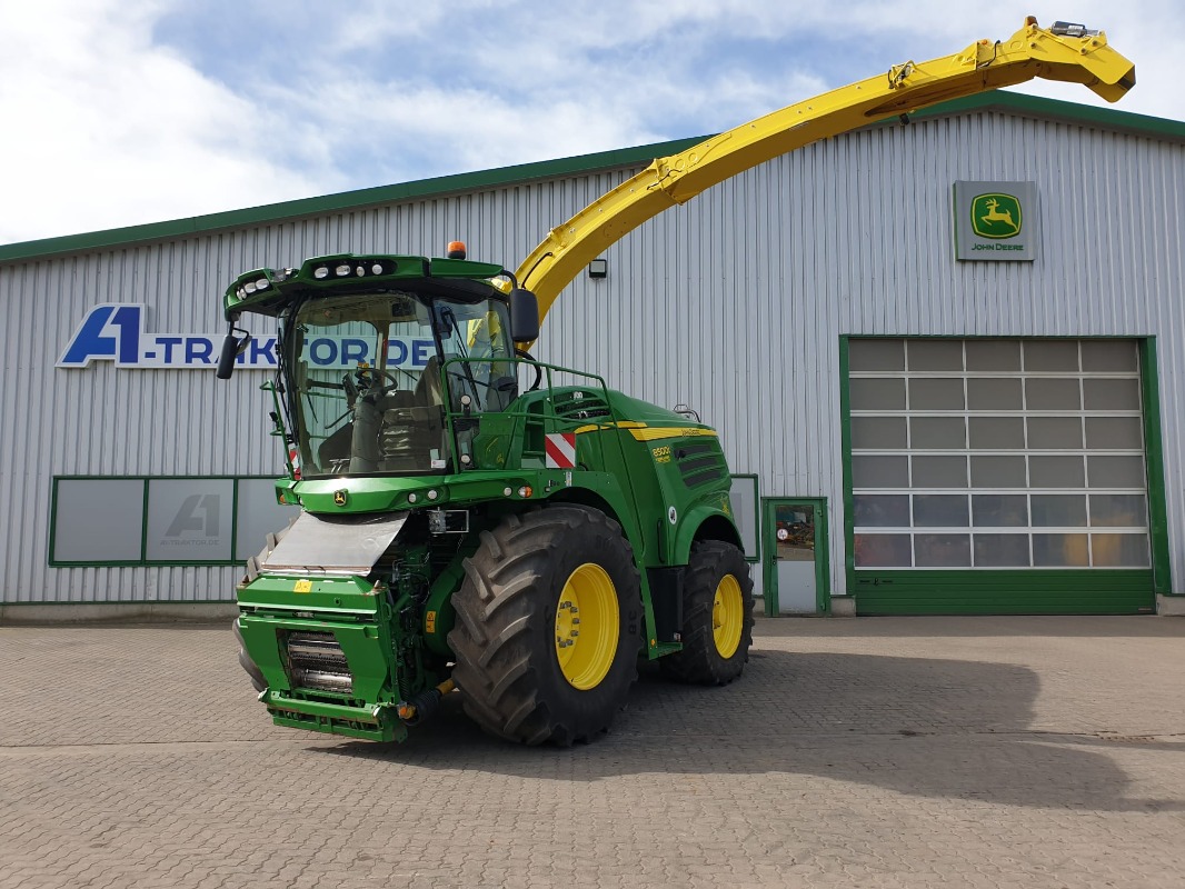 John Deere 8500, Sittensen, Hamburger Straße 6 Sittensen