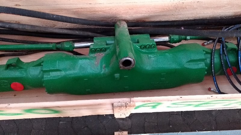 1. Bild für John Deere HINTERACHSE FÜR JD MÄHDRESCHER T660/670 - K-Evolution GmbH in Sittensen